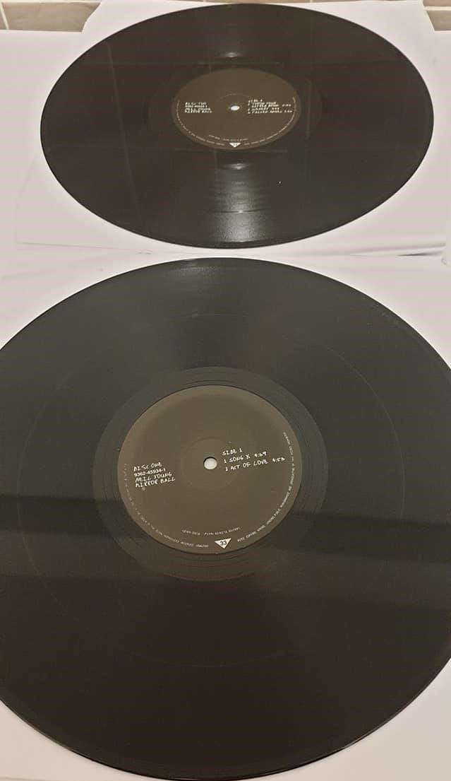 Neil Young and Pearl Jam Mirror Ball (Record LP Vinyl Album) Rock