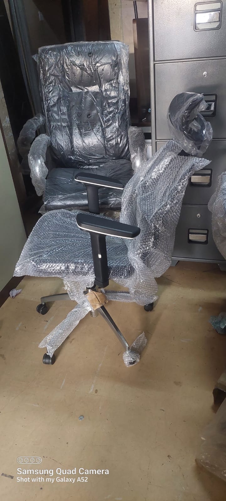 LND Orthopedic office chair Rocky's Furniture