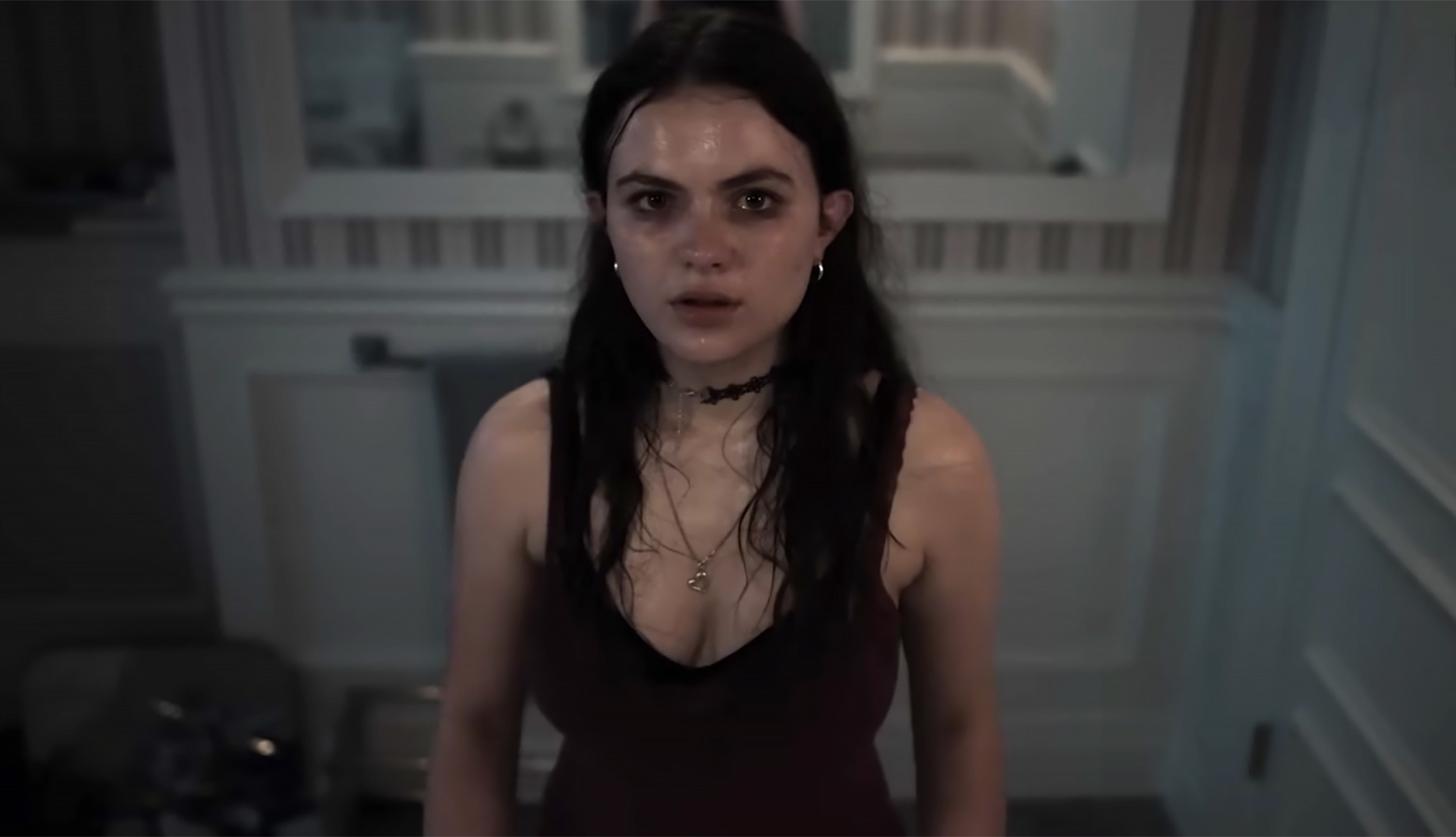 Netflixable? Kunis shows off her edge as “Luckiest Girl Alive” Movie