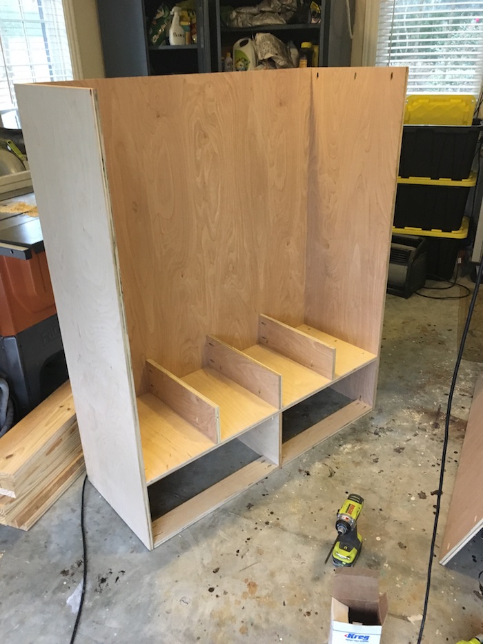 Mudroom Lockers with Bench { Free DIY Plans }