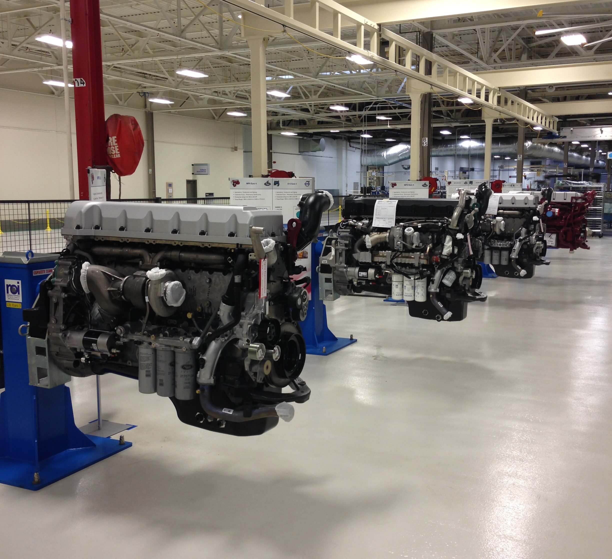 Ergonomic Centered Engine Stands and More | ROI's PowerStand