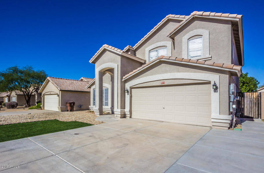 Special Real Estate Commissioner Over 2200 SF Home in Peoria, Arizona