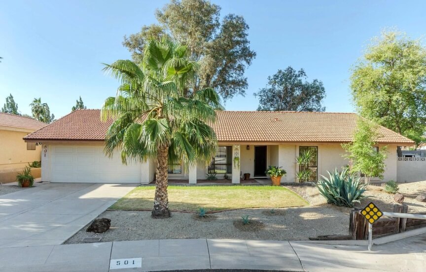 Special Real Estate Commissioner Over 2300 SF Home in Moon Valley