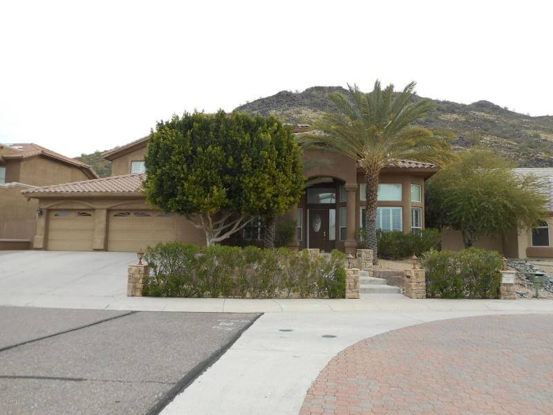 3900 SF Home in Arrowhead Lakes, Glendale, Arizona