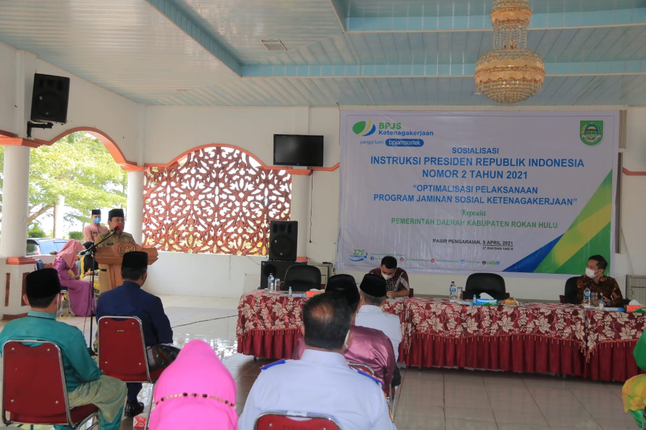 Buka Sosialisasi BPJS Tenaga Kerja. Bupati wajibkan