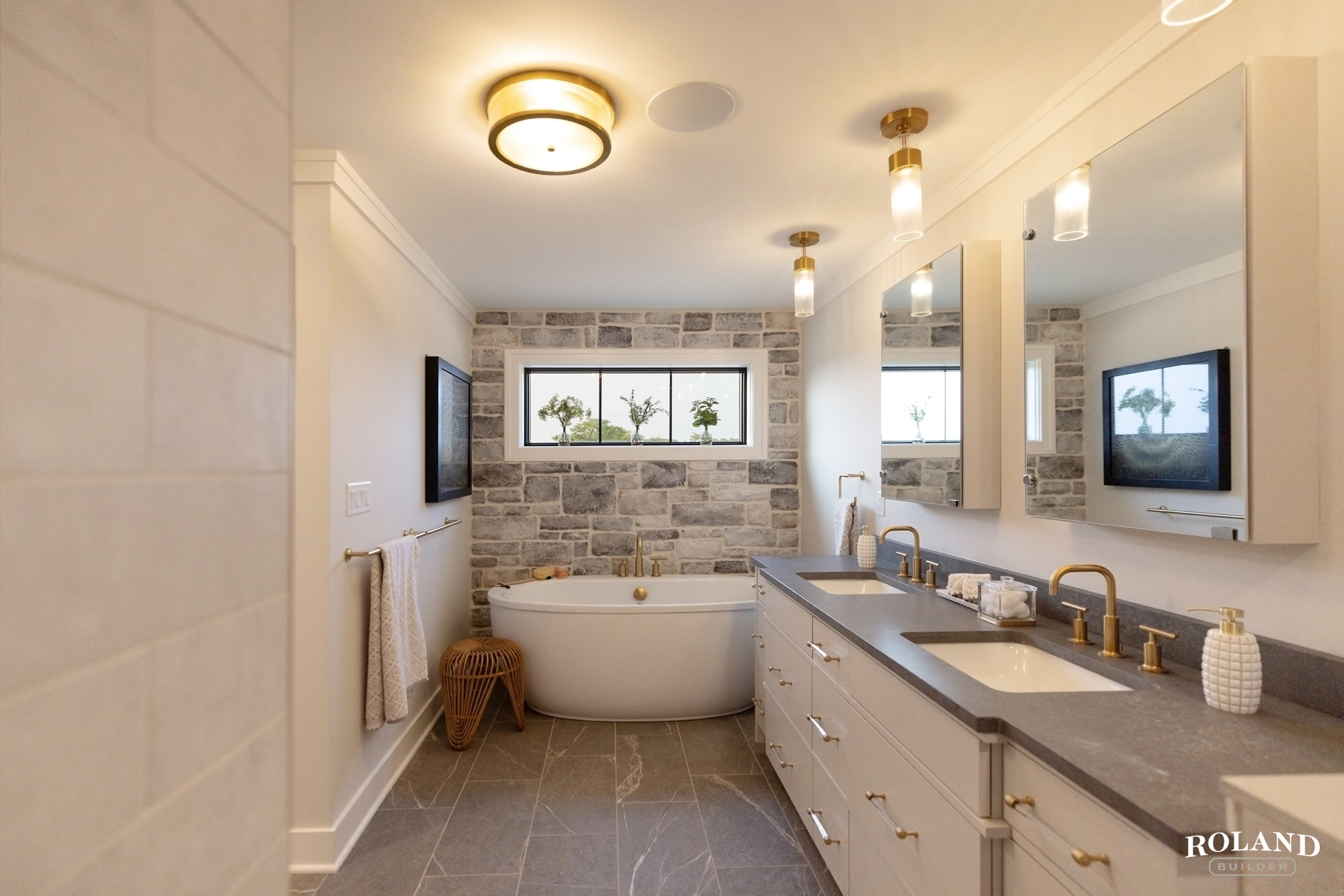 053A7827 Roland Builder, Inc.