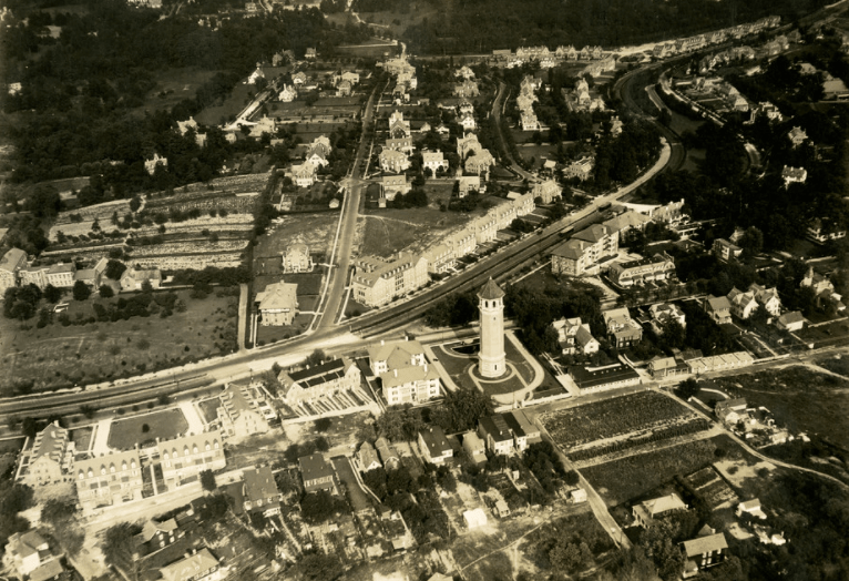 HISTORY Friends of the Roland Water Tower