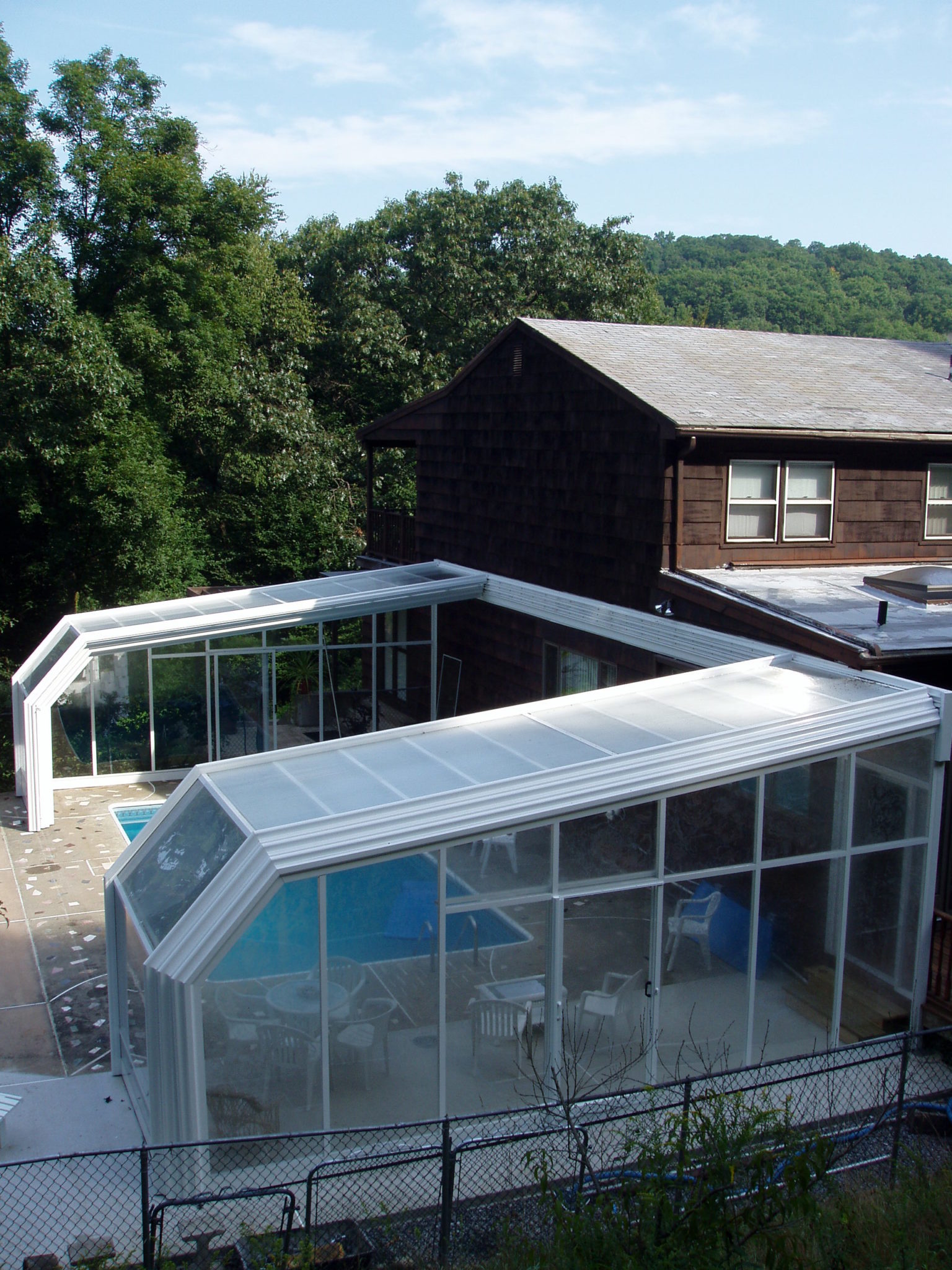 Connecticut Swimming Pool Enclosure Manufactured by RollACoverAmerica