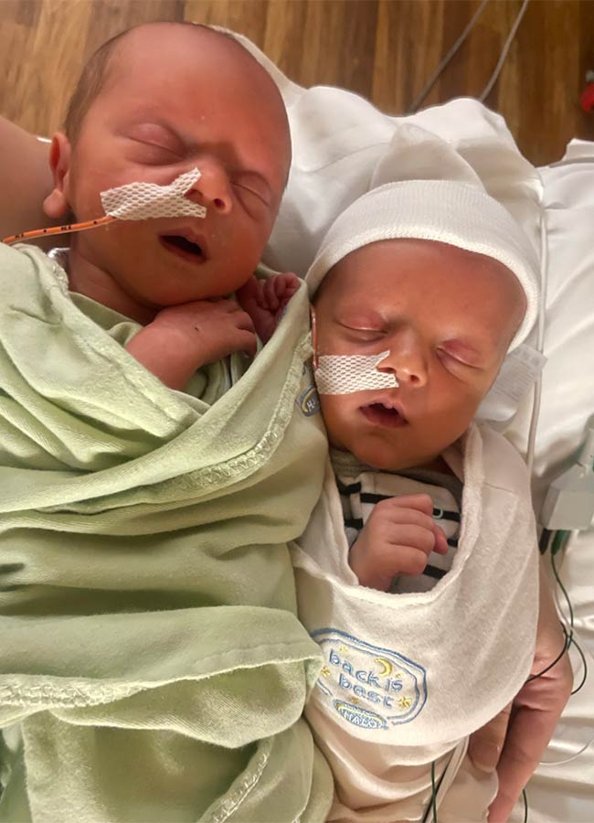 Mom gives birth to 'twins' conceived one week apart! RollerCoaster