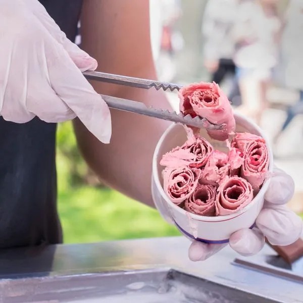 RIC800 Rolled Ice Cream Machine 6 Compartments Roll Ice Cream