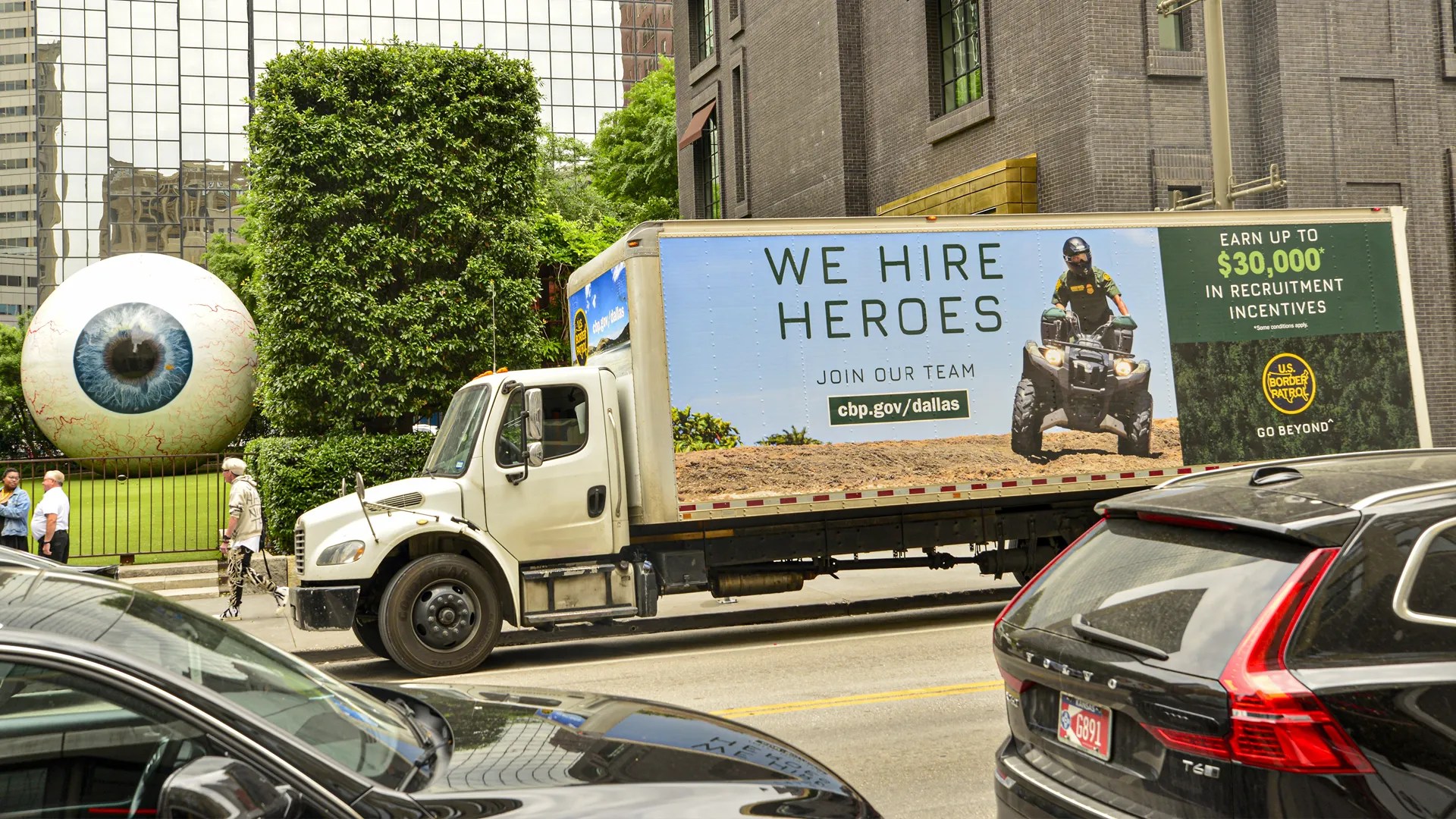 How Much Do Mobile Billboards Cost? A Comprehensive Guide