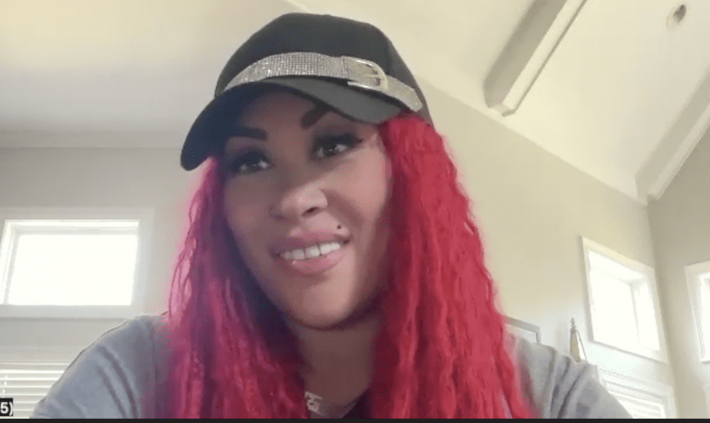 Keke Wyatt sets record straight on her big family in 'Keke Wyatt's World'(014)