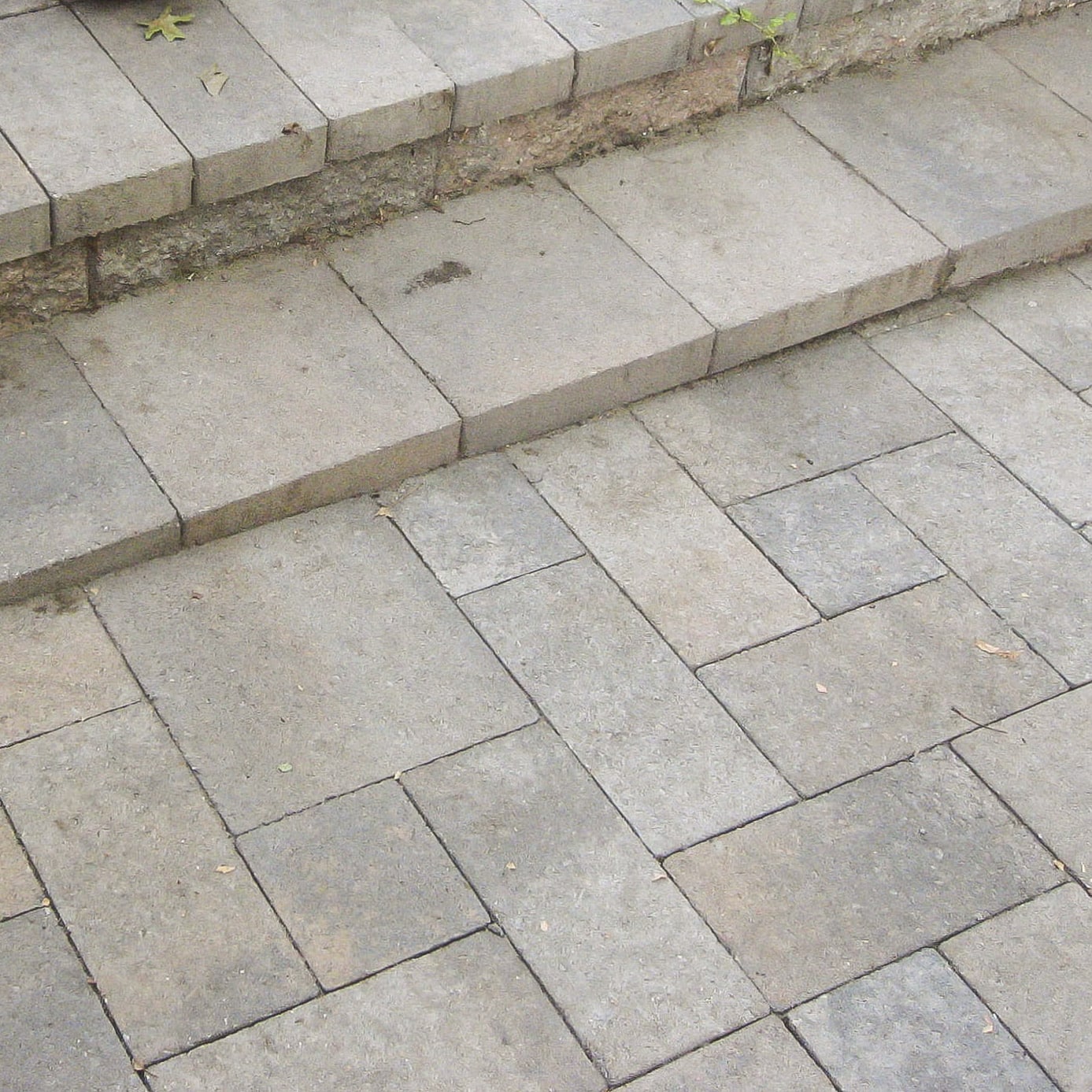 Classic architectural concrete pavers are great for all your landscape