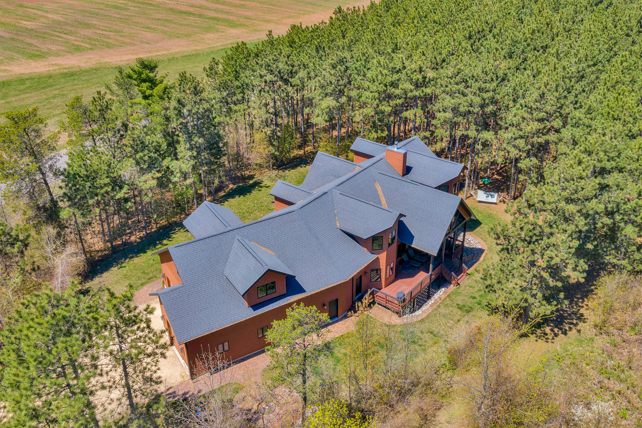 Waterfront Homes in Wisconsin Rome Realty