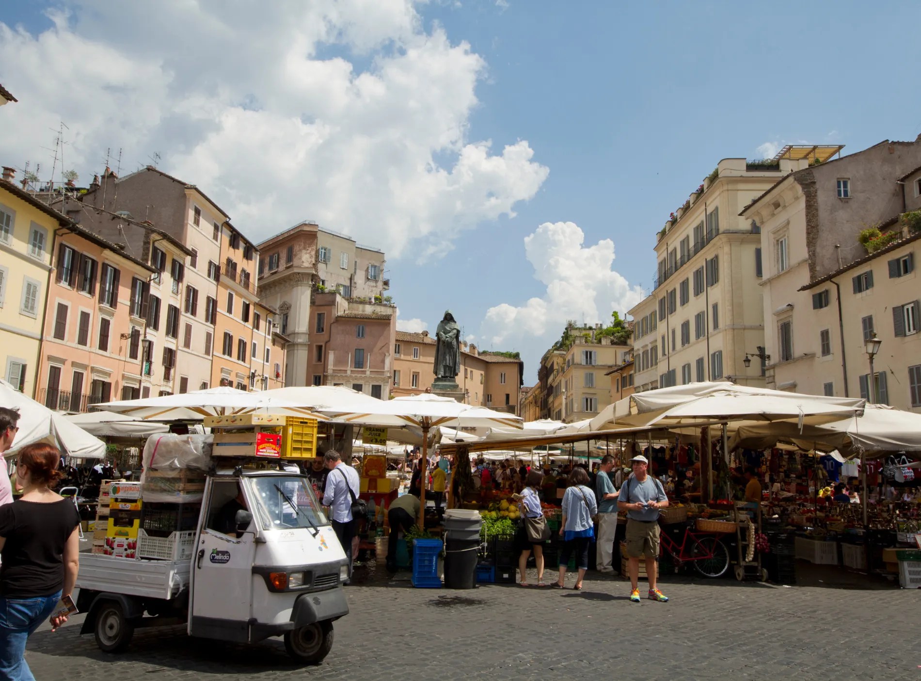 The 6 Best Markets in Rome by Locals