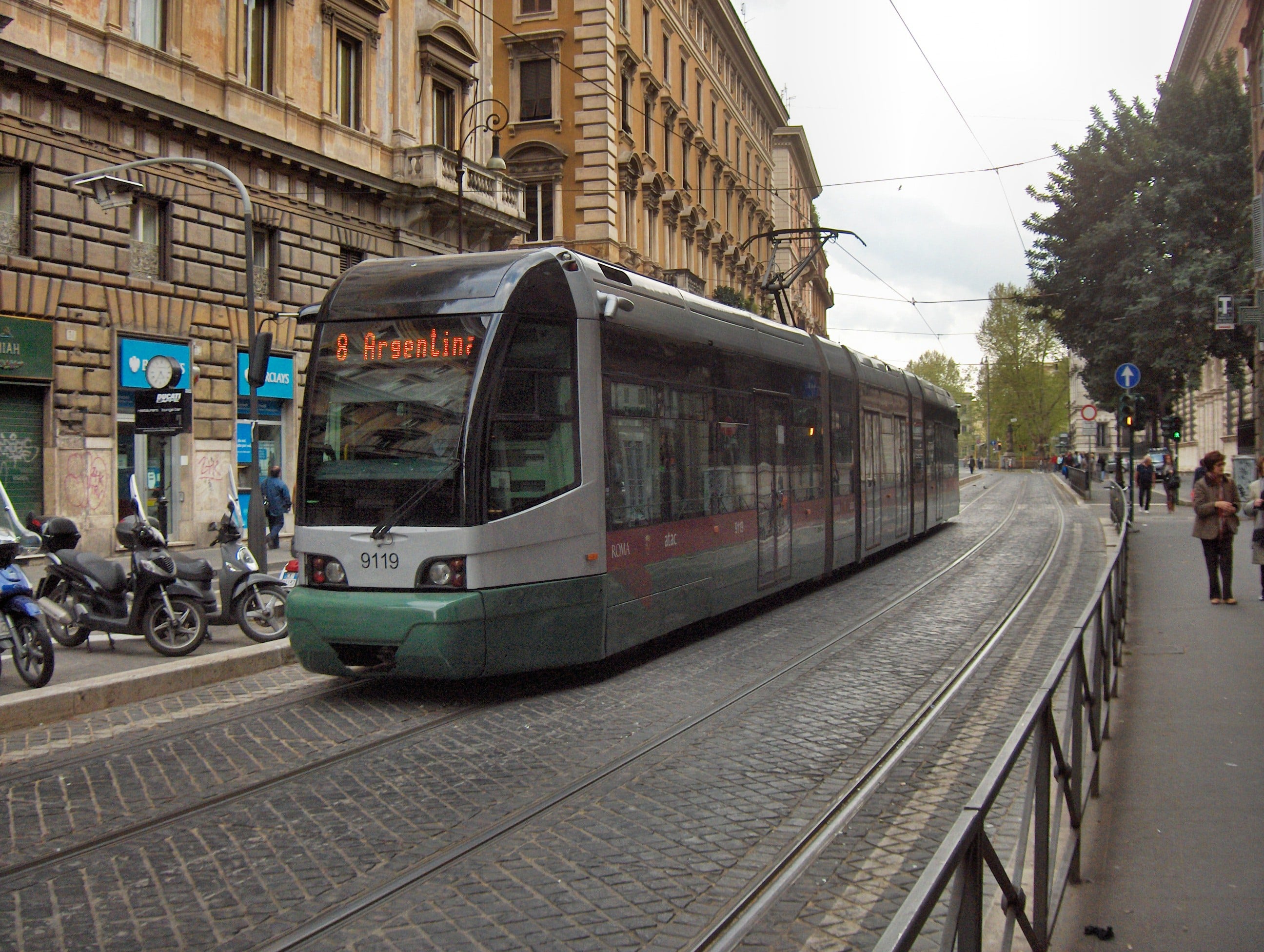 How to use Rome's public transport system Rome Vacation Tips