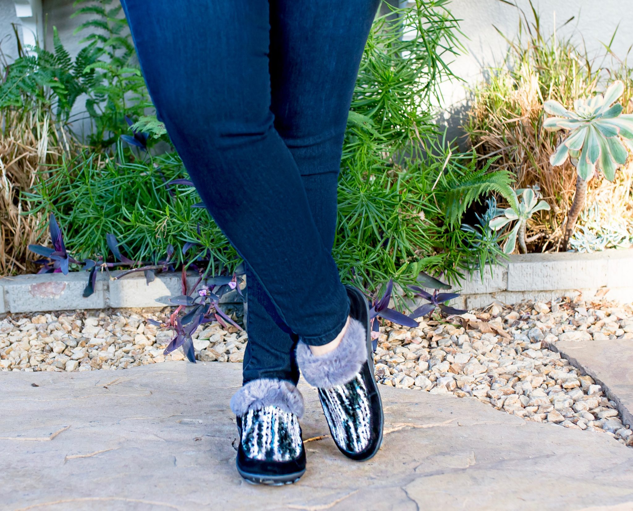 Stepping Into Fall with Fashionable & Comfortable Jambu Shoes Romy Raves