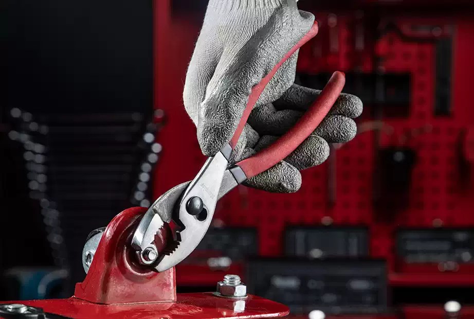 Best Pliers for 6 Different Applications and Their Brands