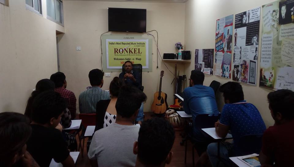 Dubbing & Voice Over Voice Modulation Course in Mumbai