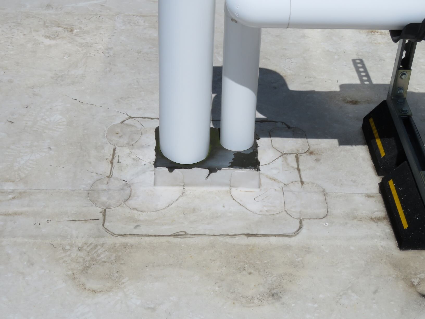 Pictures What Pitch Pans Look Like on Roofs • Roof Online