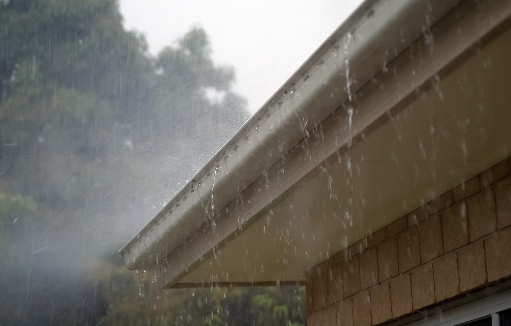 Time for Roof Gutter Repairs? Tips & Tricks Roof Repairs Perth WA Blog