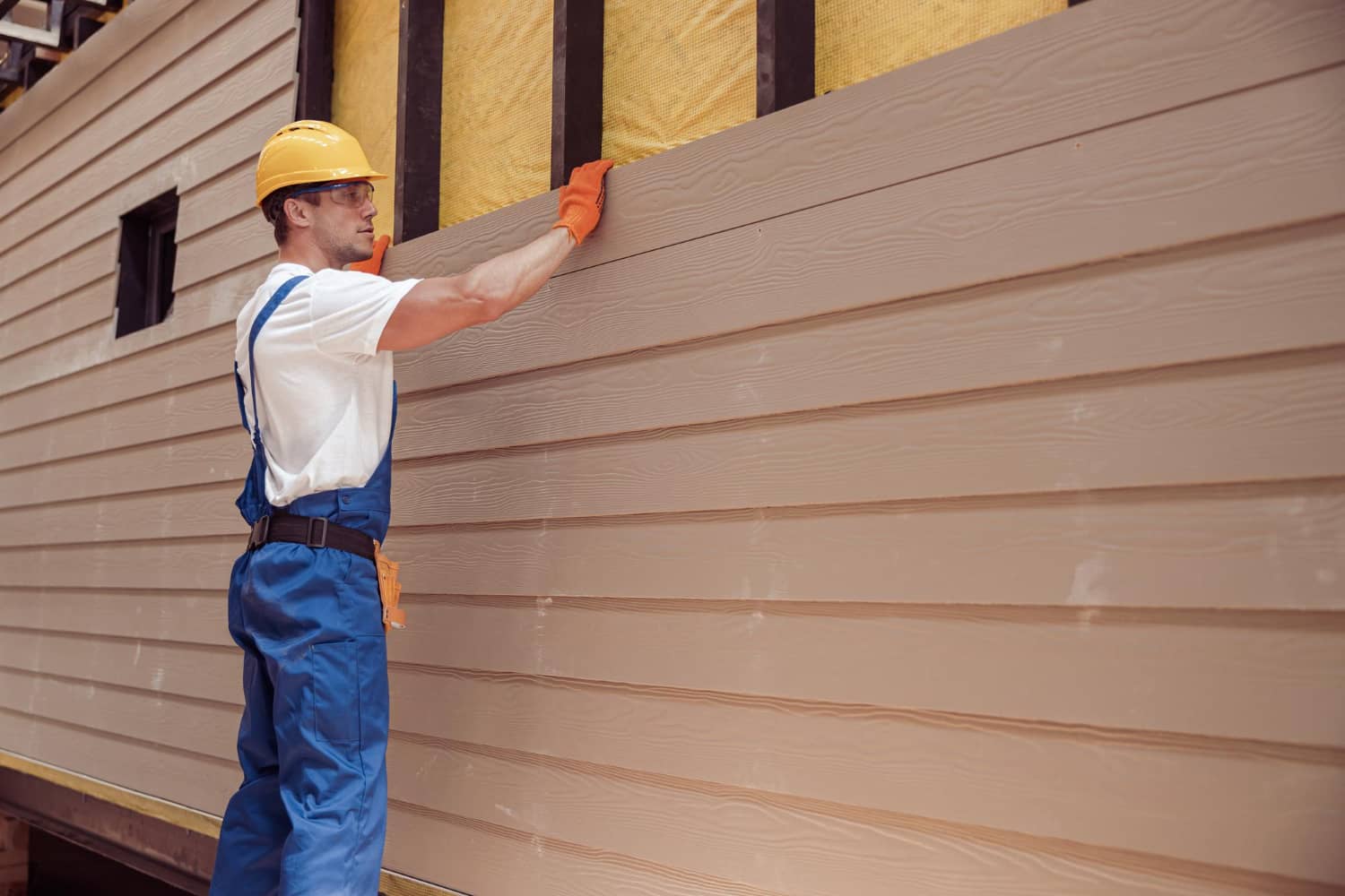 What to Expect During Siding Replacement Mission Roofing