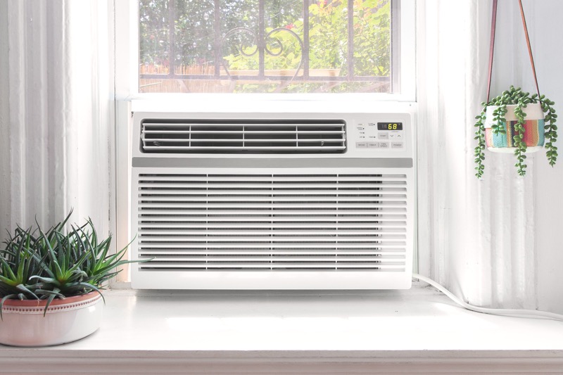 Is It Safe to Leave Window Air Conditioner on All Day? RooHome