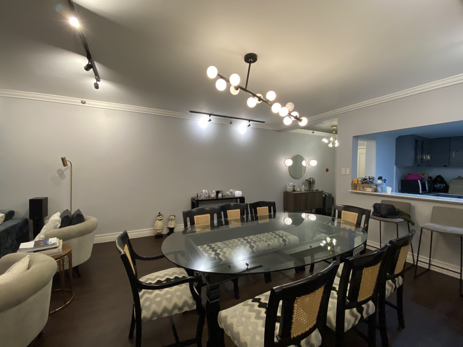 2BR 2TB House at Galeria de Magallanes, Makati RoomKoe