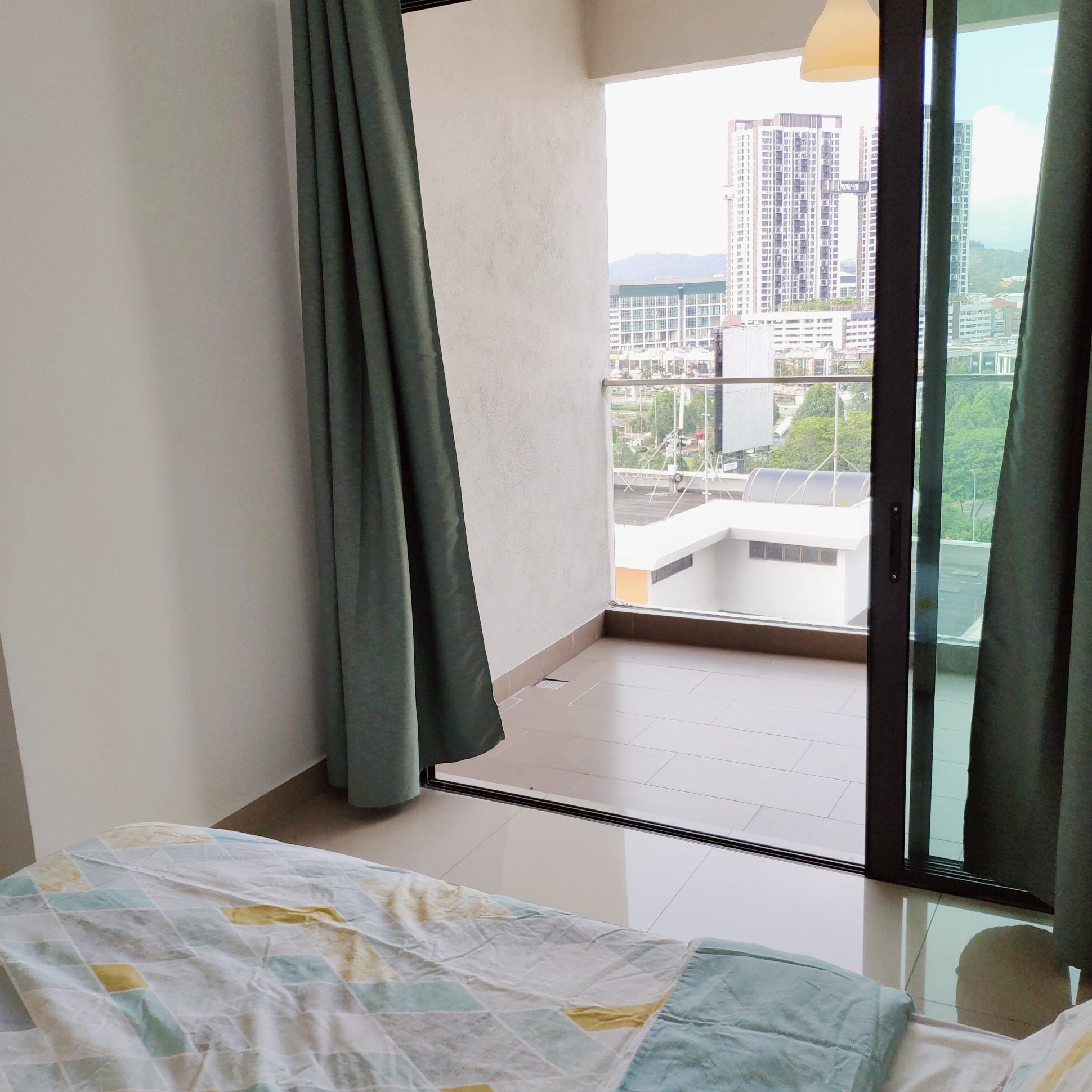 Master room for rent at Univ 360, Serdang Jaya, Seri Kembangan