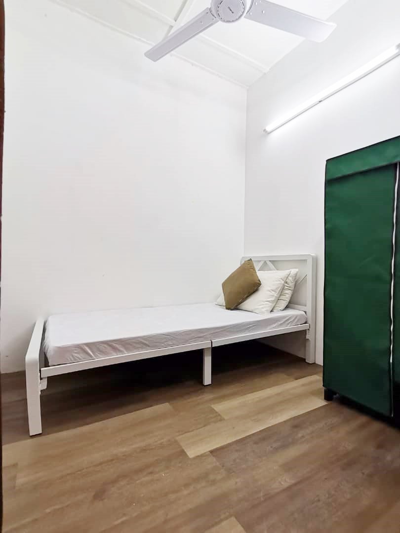 University of Malaya Room, Studio, Apartment, and House