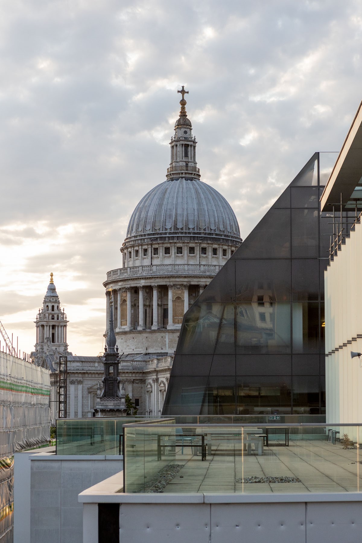 Landlords Roomspace Executive Serviced Apartments