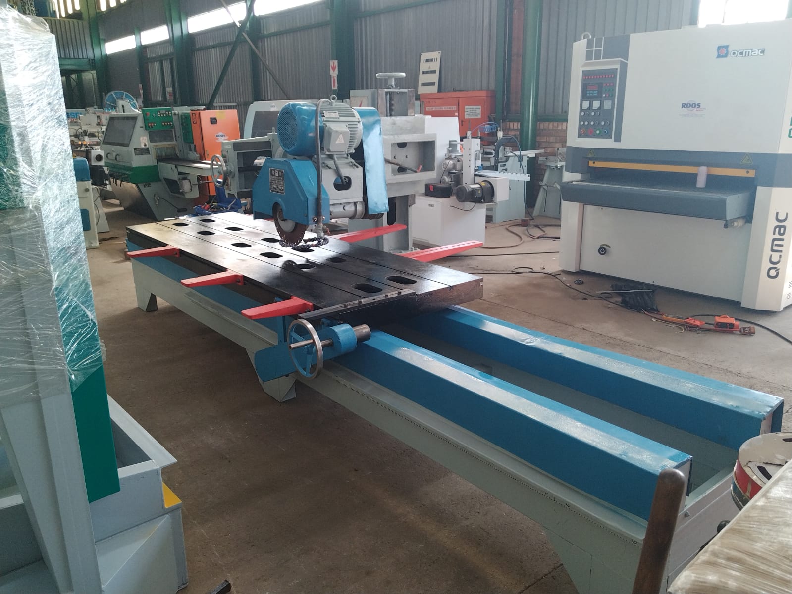 Stone and granite cutting machine RoosWoodMac
