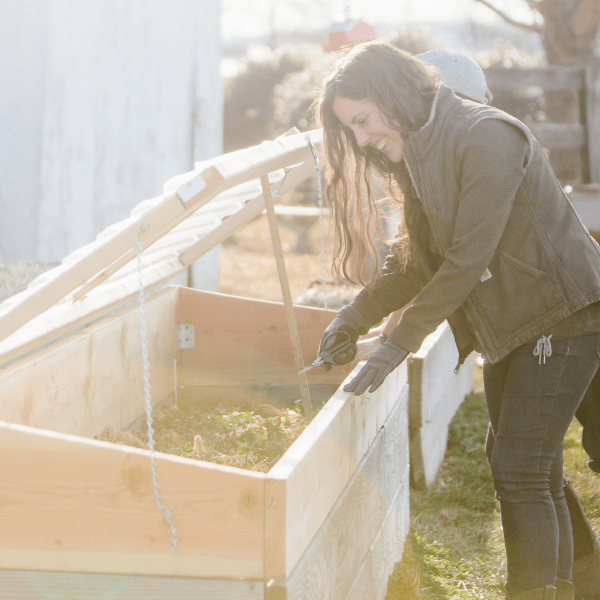 5 Ways to Prepare Garden Beds for Winter Roots & Boots