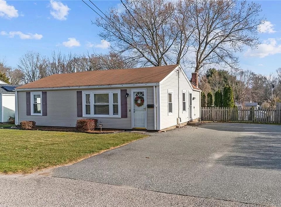 28 Valley Rd, East Greenwich, RI 02818 Ropal Realty