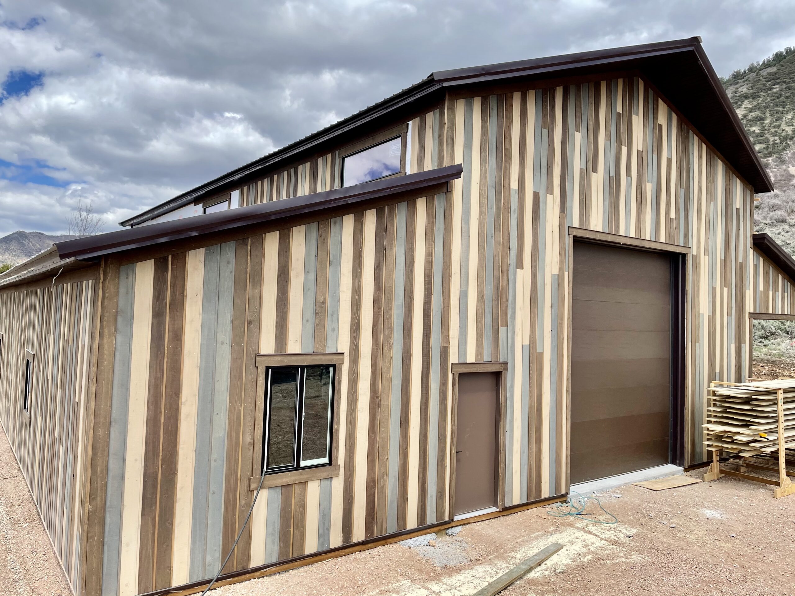 Medium Brown Garage Roper Buildings
