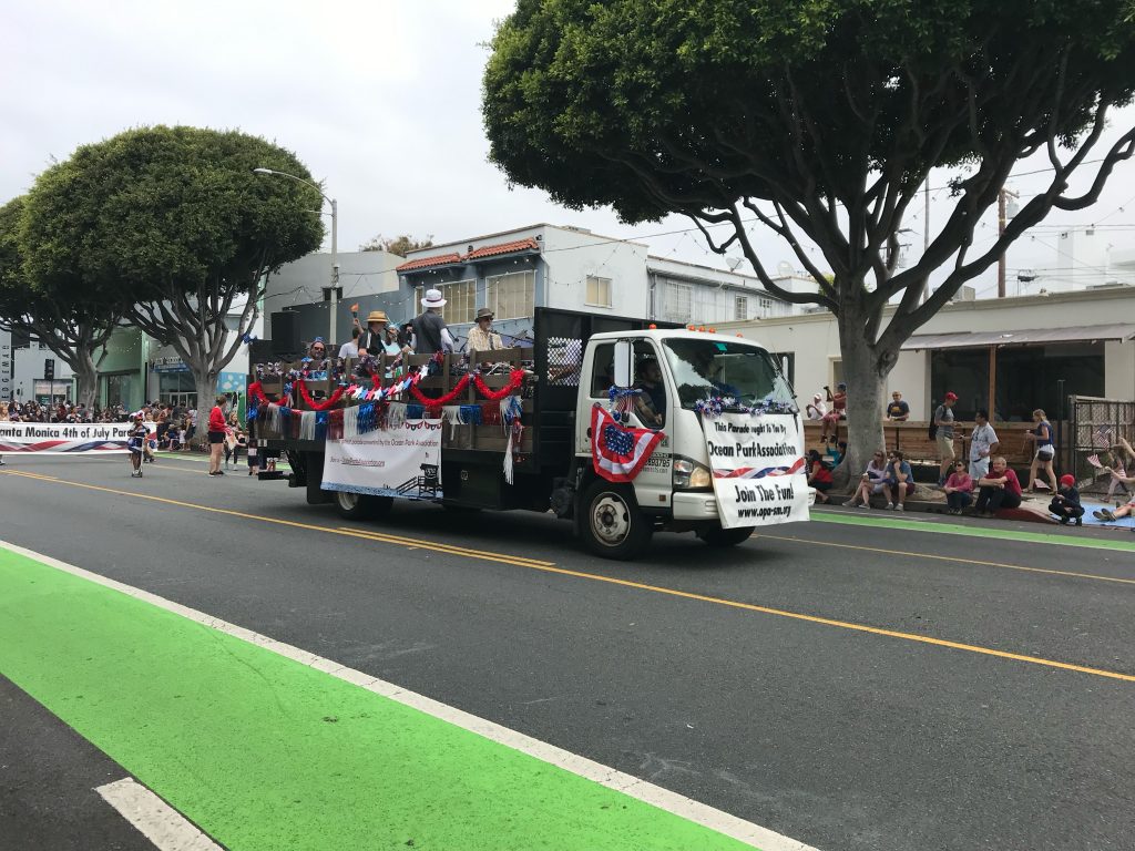 Roque and Mark » Santa Monica’s 4th of July Parade is Back and Better