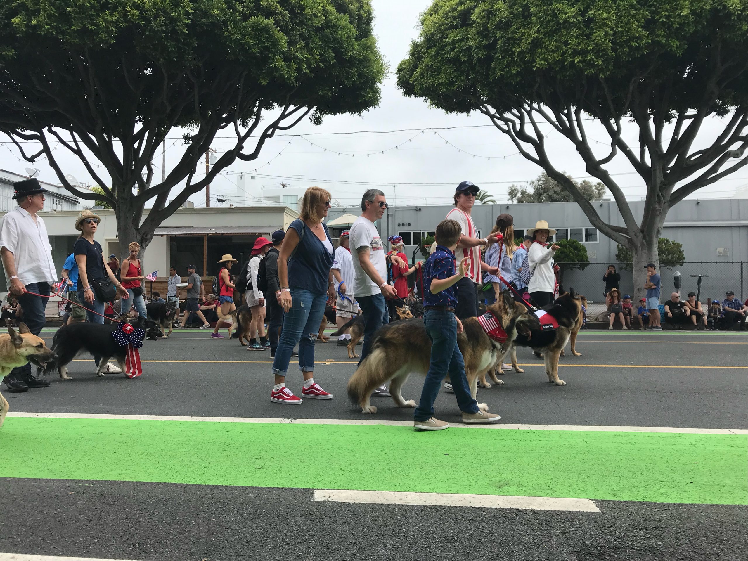 Roque and Mark » Santa Monica’s 4th of July Parade is Back and Better