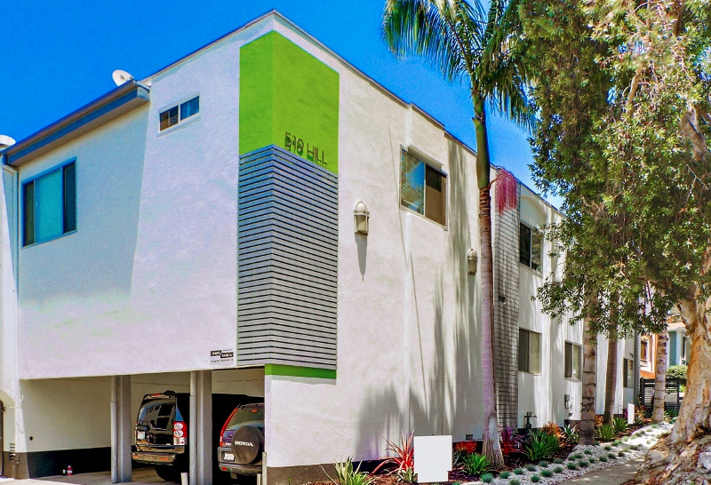 Roque and Mark » 5 blocks to the beach and steps to Main St! Gated