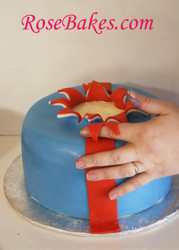 How to Add Ribbons and Ribbon Borders to Cakes