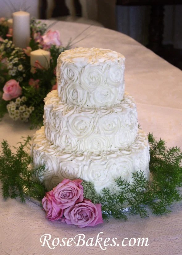 Buttercream Roses Wedding Cake with Pink Roses