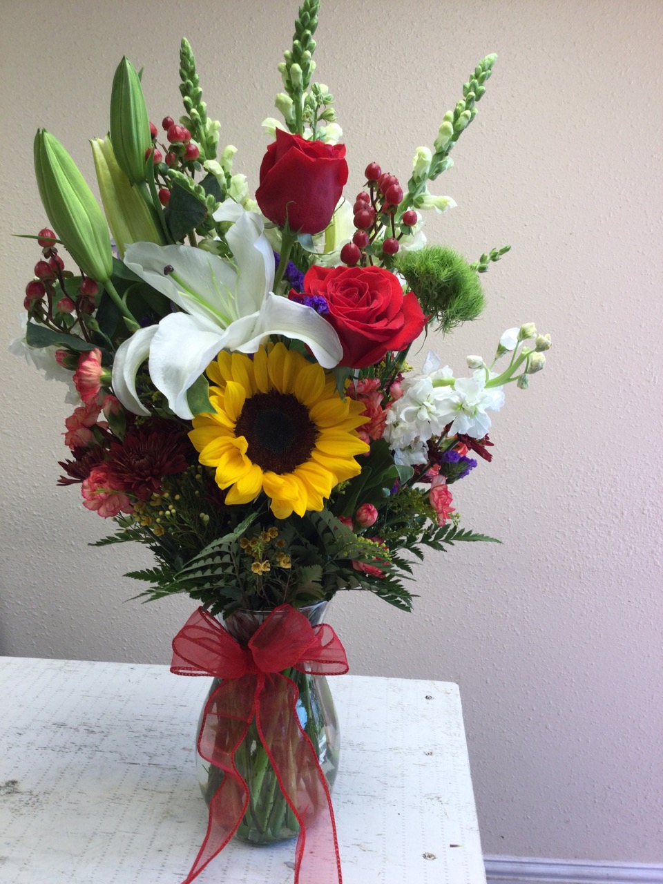 RF7021 Roseland Flower & Nursery