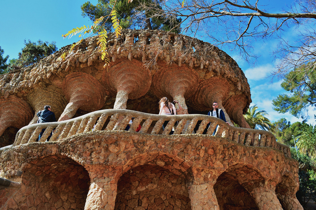 A Look Inside Park Güell Gaudí's Barcelona Modernista » Roselinde on