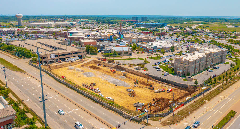 Legends 267 Brings Urban Living Experience to Kansas Suburbs Rosemann