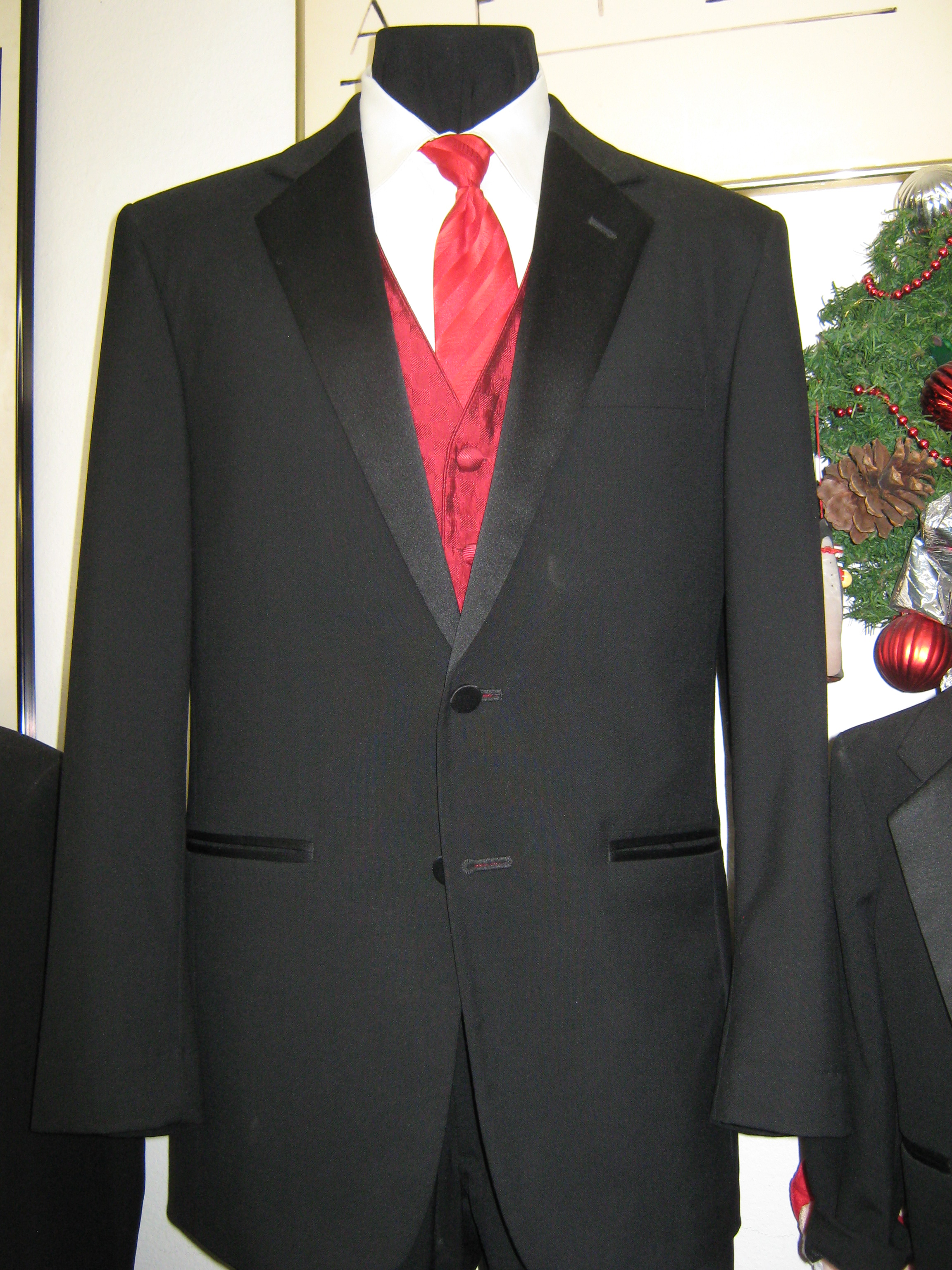 wedding tuxedo rentalRose Tuxedo Last Minute Tux rental is our specialty