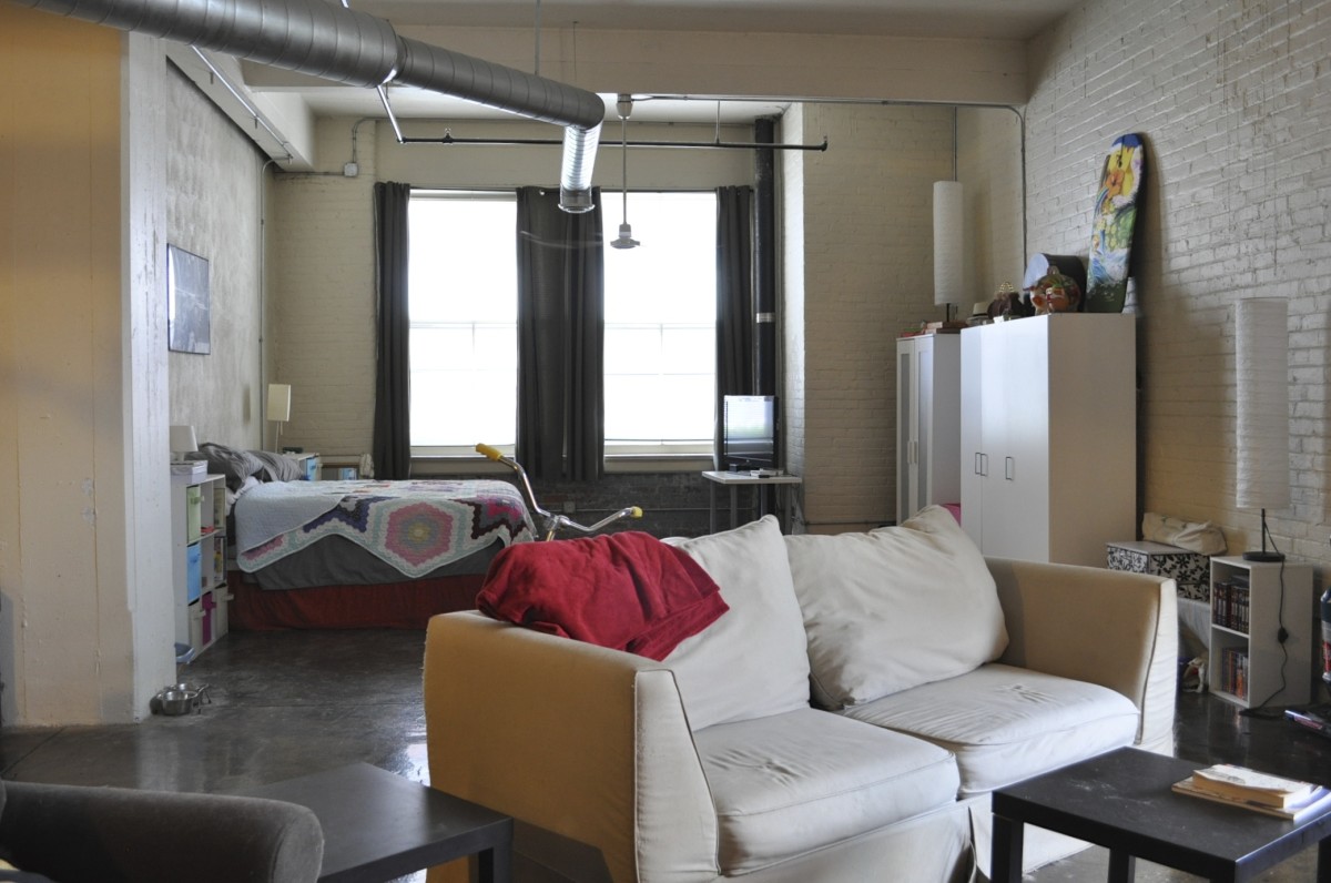 Hale Justis Roslyn Realty Apartments