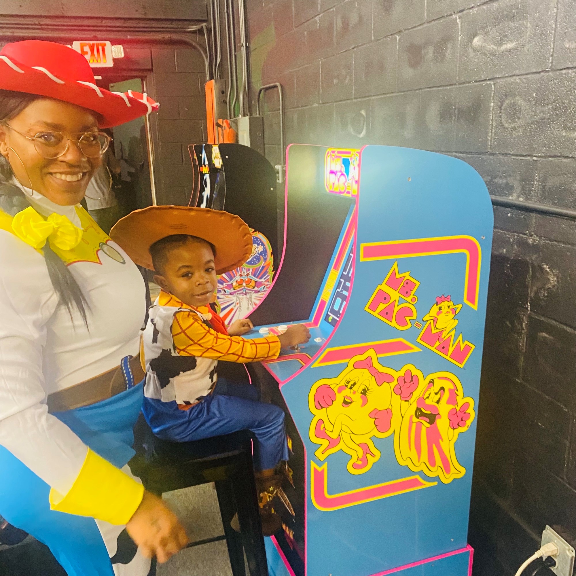 R.O.S.S. TrunkOrTreat ROSS Recovery Center