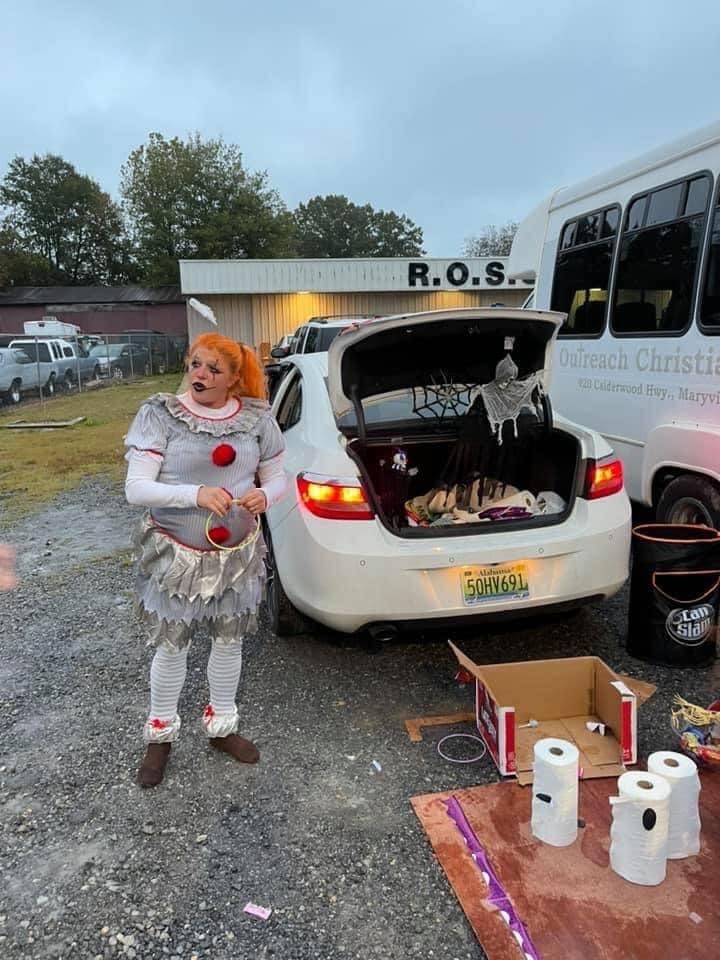 R.O.S.S. TrunkOrTreat ROSS Recovery Center