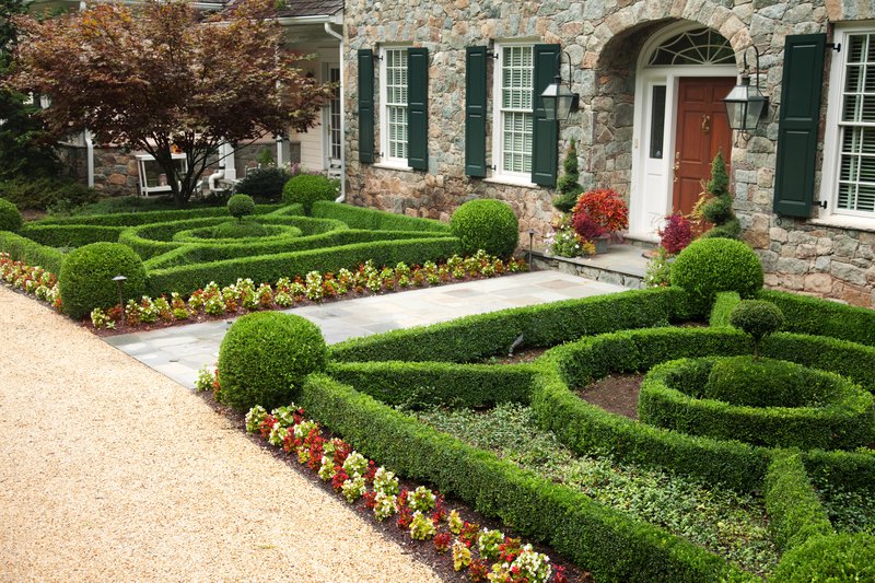 Amplify Your Front Yard Curb Appeal Great Falls, VA Landscaping