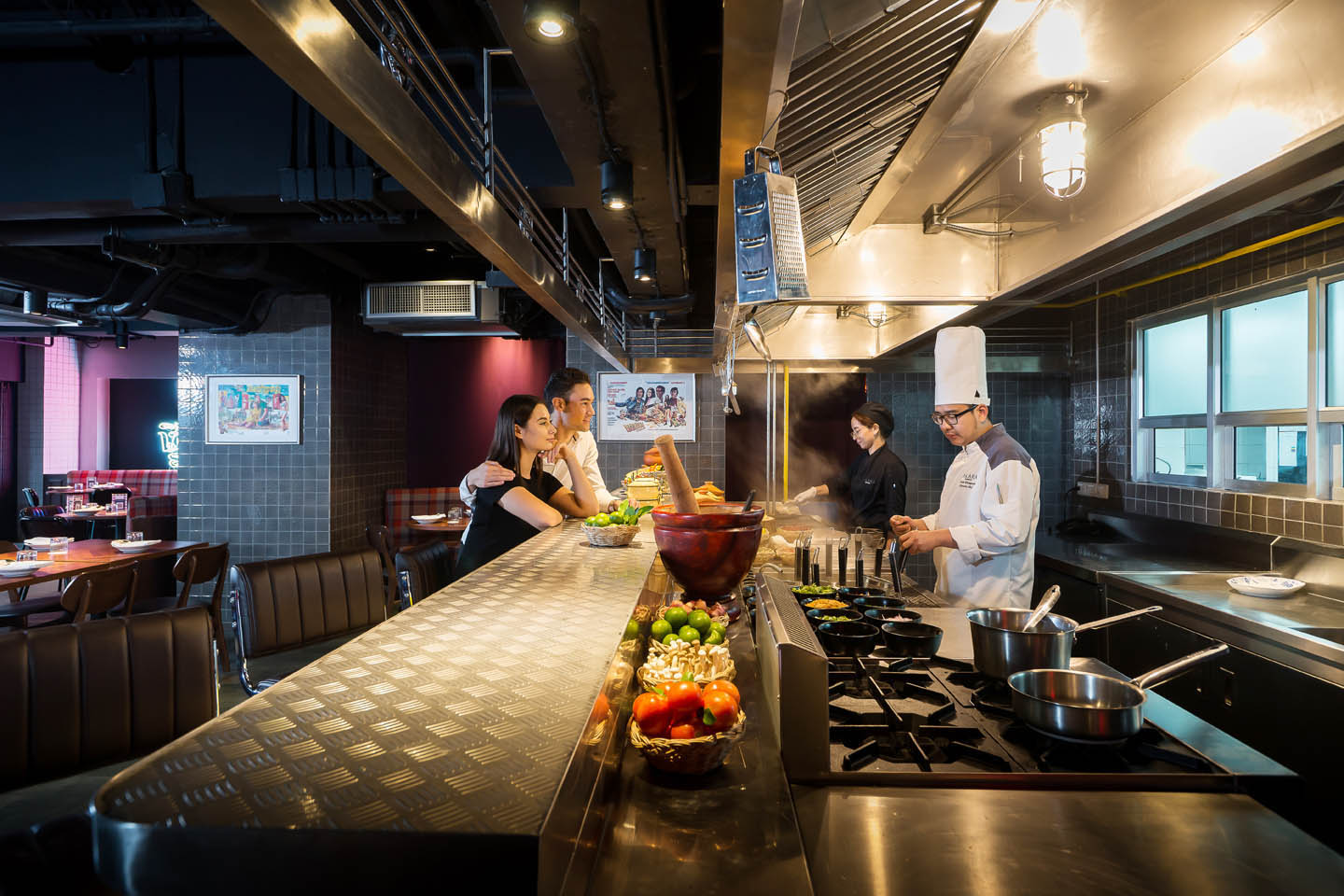 Bangkok Restaurant & Dining l Ross Kitchen brings the flavors of the local dining and drinking