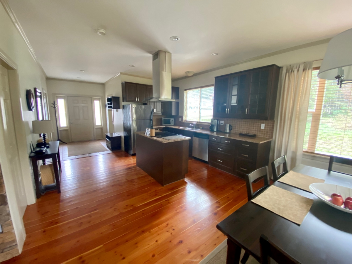 House for Sale Rossland Builder